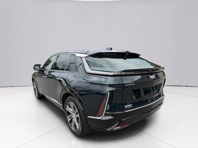 2024 Cadillac LYRIQ Luxury 2