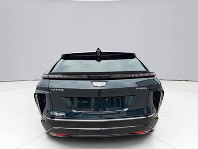 2024 Cadillac LYRIQ Luxury 2
