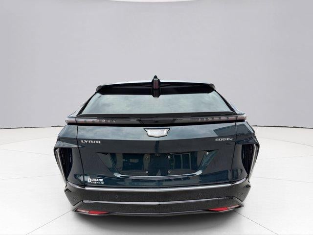 2024 Cadillac LYRIQ Luxury 2