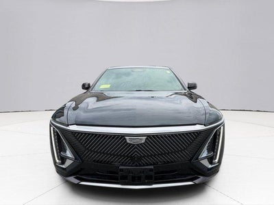 2024 Cadillac LYRIQ Luxury 2