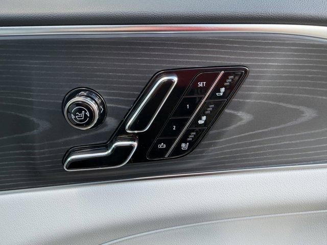 2026 Cadillac LYRIQ 4dr Premium Luxury