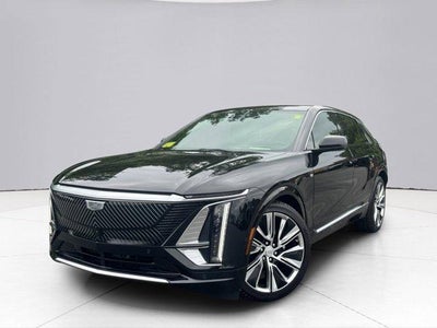 2024 Cadillac LYRIQ Luxury 3