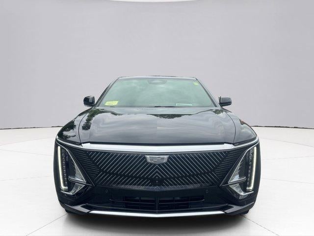 2024 Cadillac LYRIQ Luxury 3