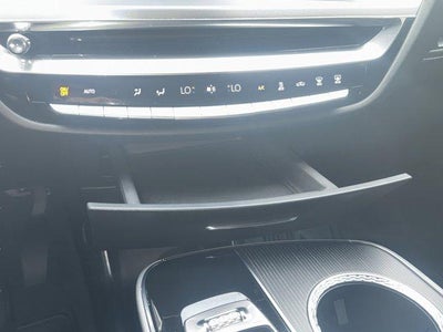 2024 Cadillac LYRIQ Luxury 3