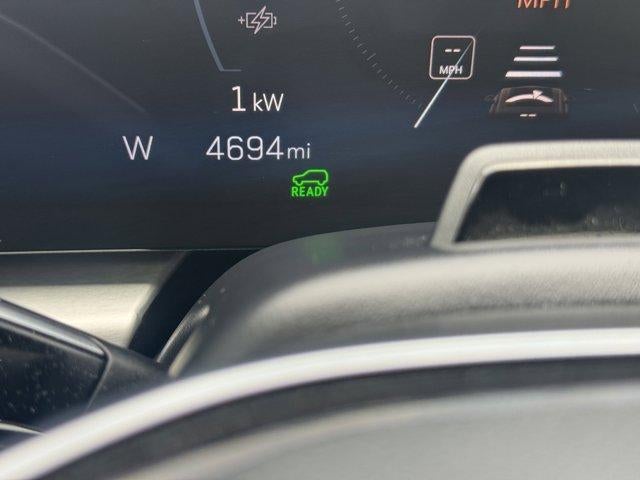 2024 Cadillac LYRIQ Luxury 3