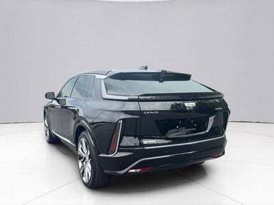 2024 Cadillac LYRIQ Luxury 3