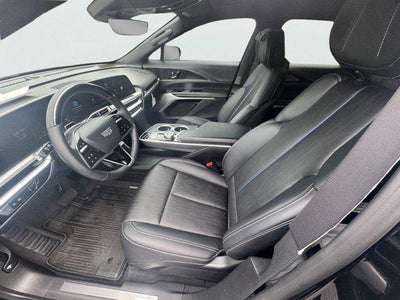 2024 Cadillac LYRIQ Luxury 3