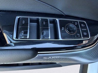 2024 Cadillac LYRIQ Luxury 3