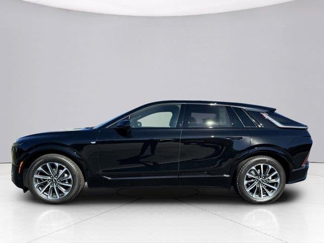 2024 Cadillac LYRIQ Sport 2