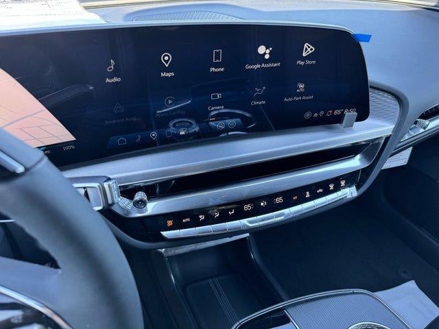 2024 Cadillac LYRIQ Sport 2