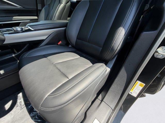 2024 Cadillac LYRIQ Sport 2