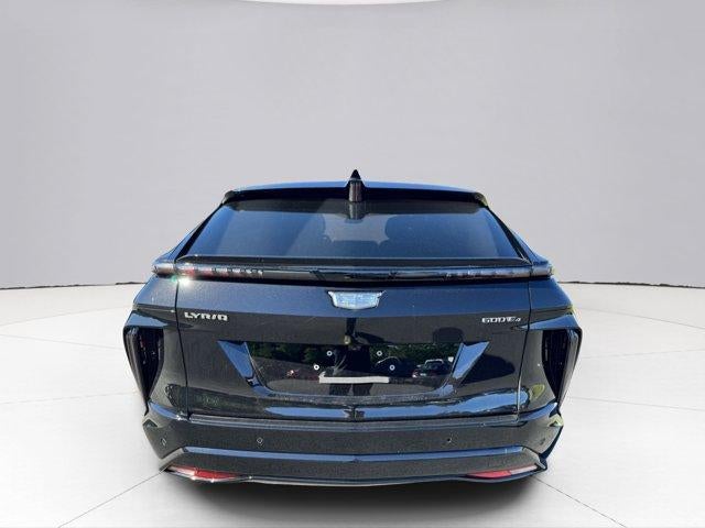 2024 Cadillac LYRIQ Sport 2