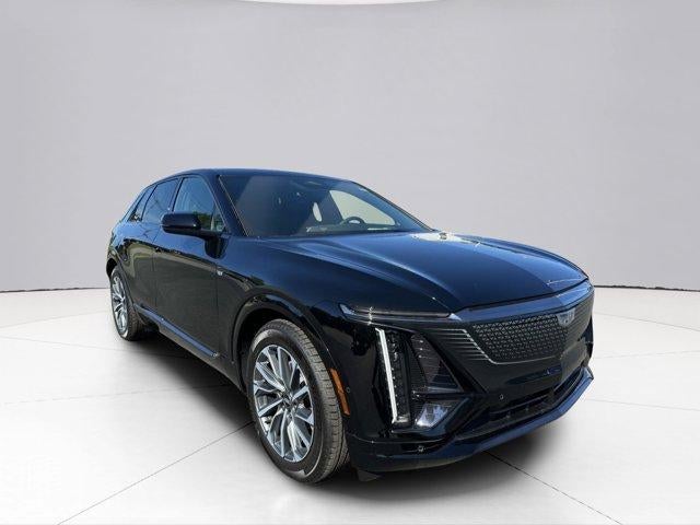 2024 Cadillac LYRIQ Sport 2