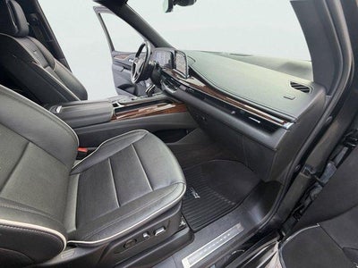 2022 Cadillac Escalade ESV Premium Luxury