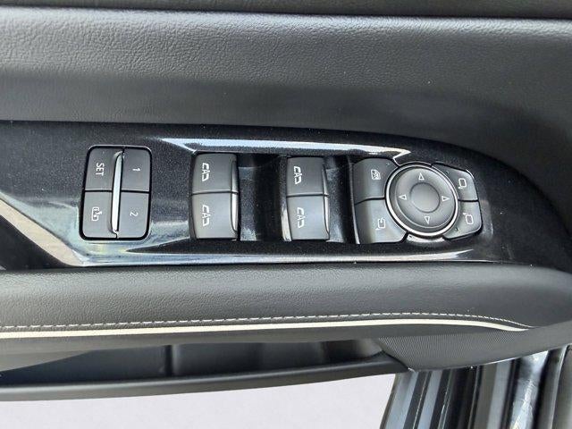2022 Cadillac Escalade ESV Premium Luxury