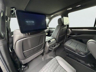 2027 Cadillac Escalade 4WD Platinum Sport