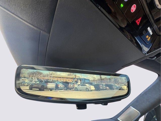 2025 Cadillac ESCALADE IQ AWD Sport 2