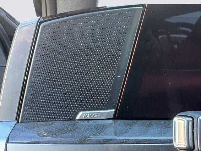 2025 Cadillac ESCALADE IQ AWD Sport 2