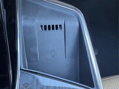 2025 Cadillac ESCALADE IQ AWD Sport 2