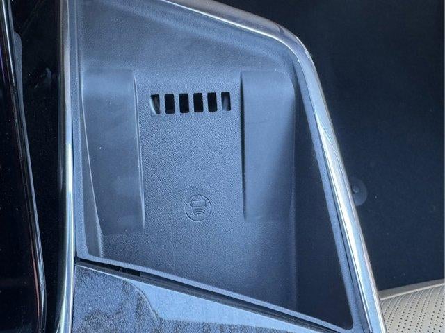 2025 Cadillac ESCALADE IQ AWD Sport 2