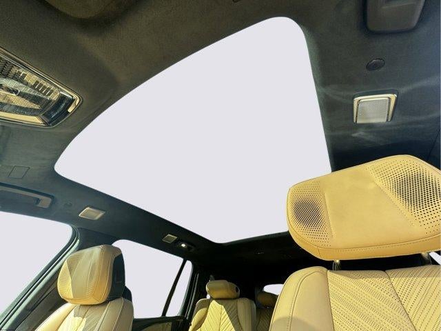 2025 Cadillac ESCALADE IQ AWD Sport 2