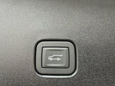 2026 Cadillac OPTIQ 4dr Luxury