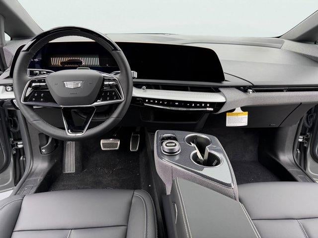 2026 Cadillac OPTIQ 4dr Luxury