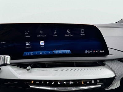 2026 Cadillac OPTIQ 4dr Luxury