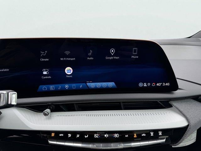 2026 Cadillac OPTIQ 4dr Luxury