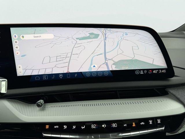 2026 Cadillac OPTIQ 4dr Luxury