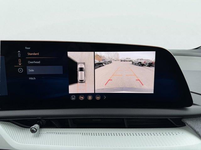 2026 Cadillac OPTIQ 4dr Luxury