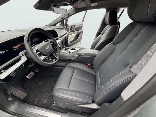 2026 Cadillac OPTIQ 4dr Luxury