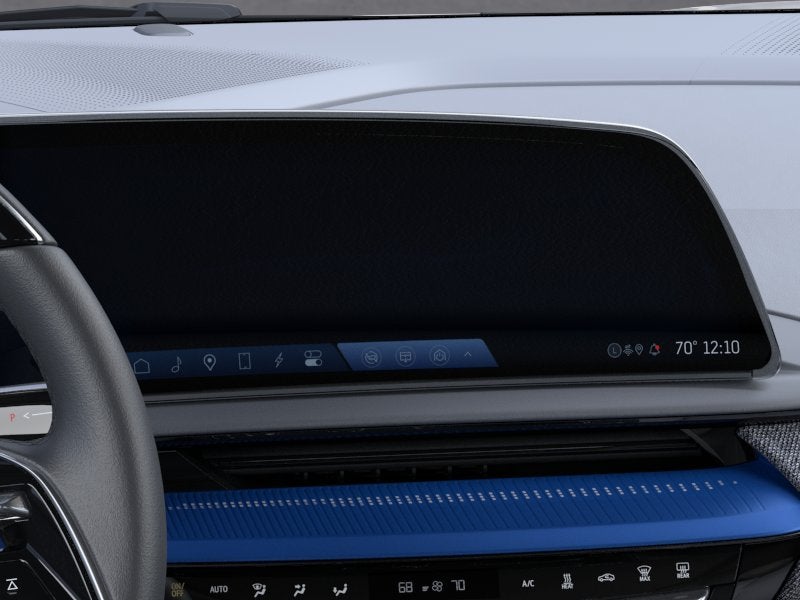 2026 Cadillac OPTIQ 4dr Luxury