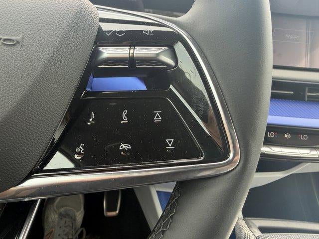 2026 Cadillac OPTIQ Luxury - Photo 31