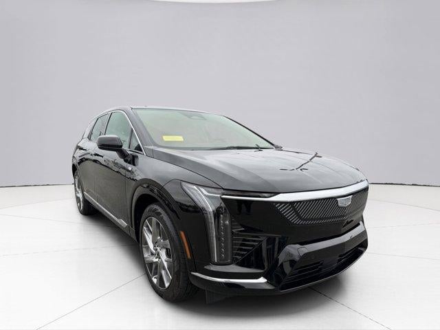 2025 Cadillac OPTIQ Luxury 2