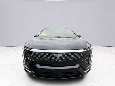2025 Cadillac OPTIQ Luxury 2