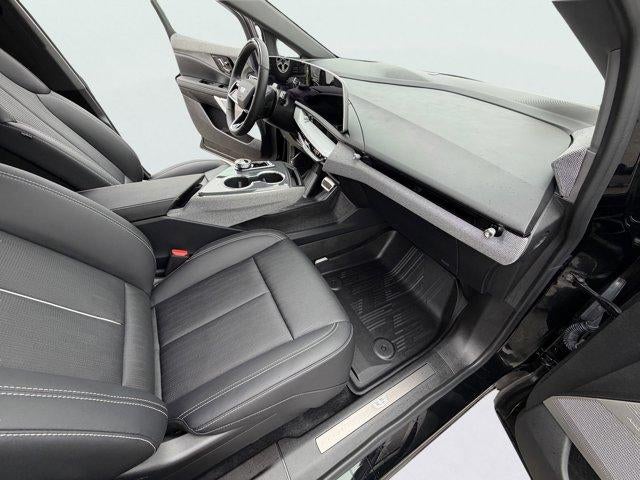 2025 Cadillac OPTIQ Luxury 2