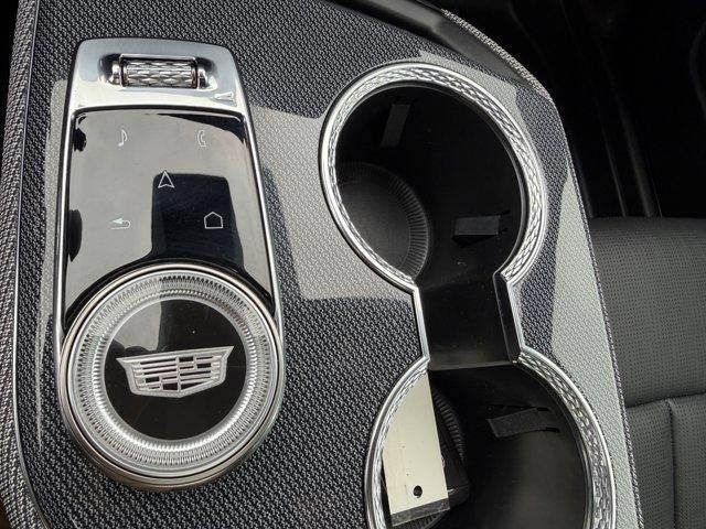 2025 Cadillac OPTIQ Luxury 2