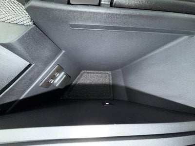 2025 Cadillac OPTIQ Luxury 2