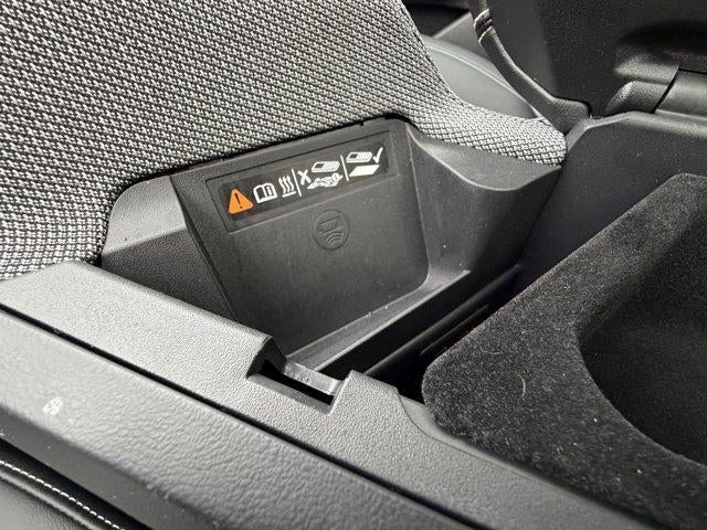 2025 Cadillac OPTIQ Luxury 2