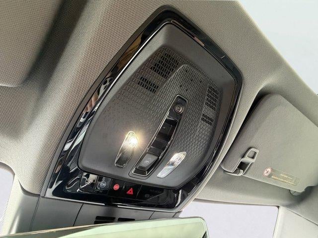 2025 Cadillac OPTIQ Luxury 2