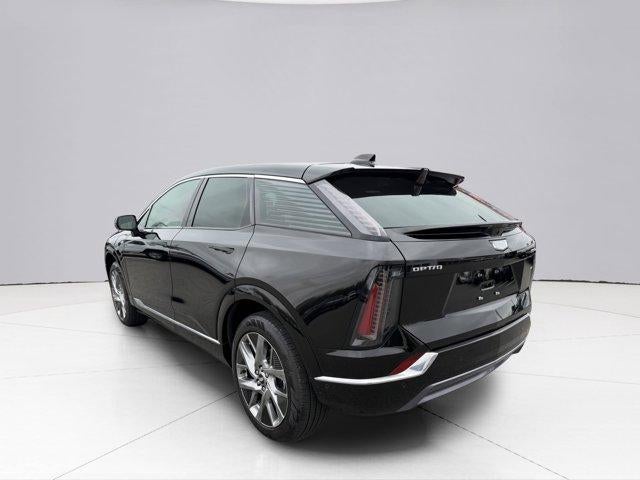 2025 Cadillac OPTIQ Luxury 2