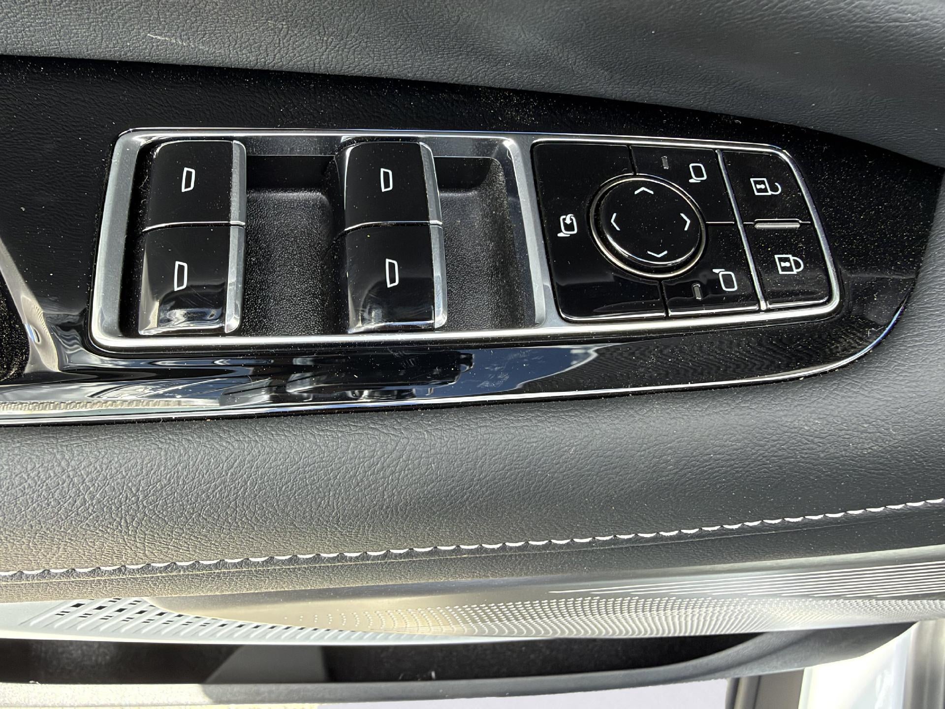 2027 Cadillac OPTIQ 4dr Premium Sport