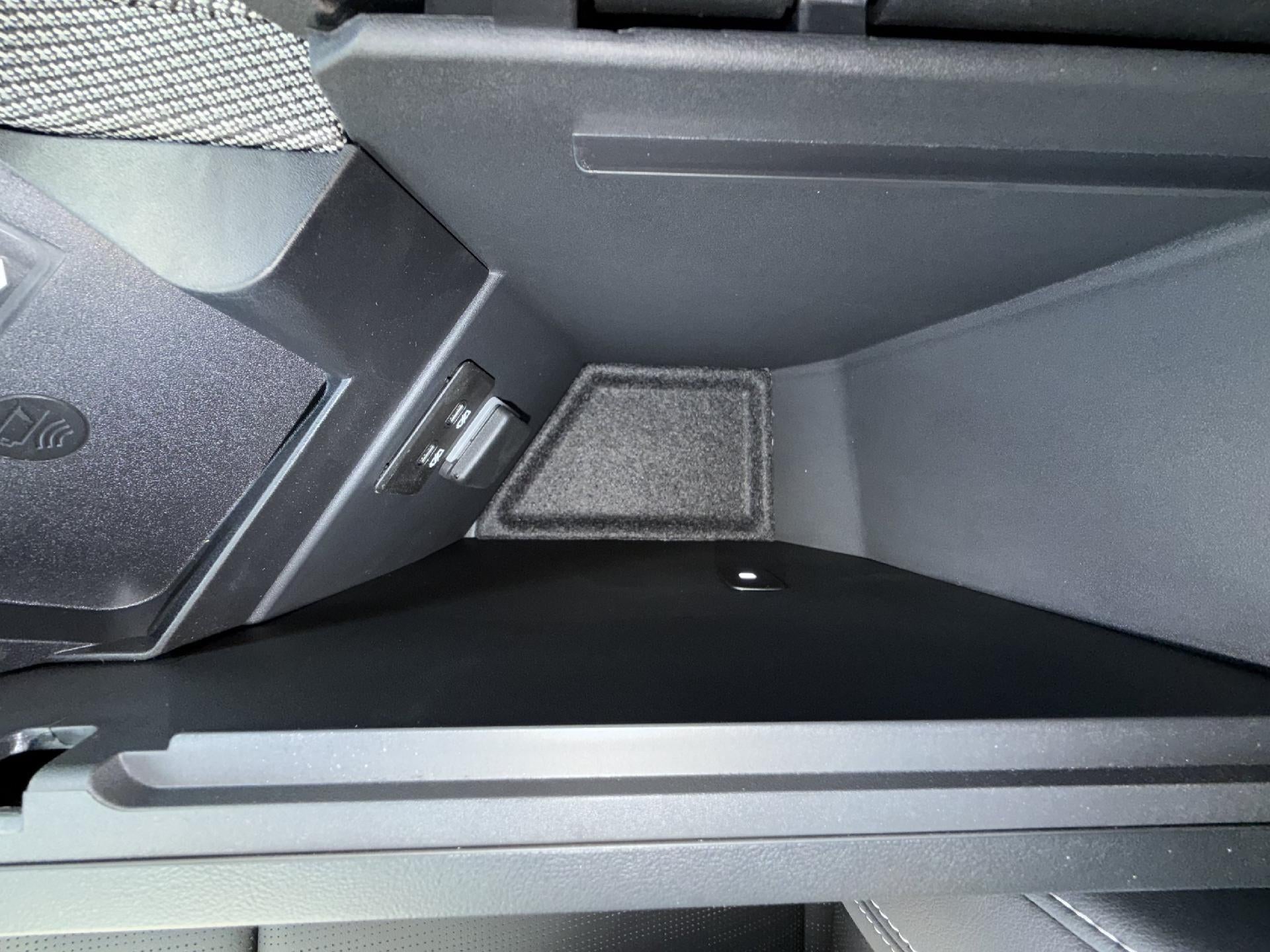2027 Cadillac OPTIQ 4dr Premium Sport