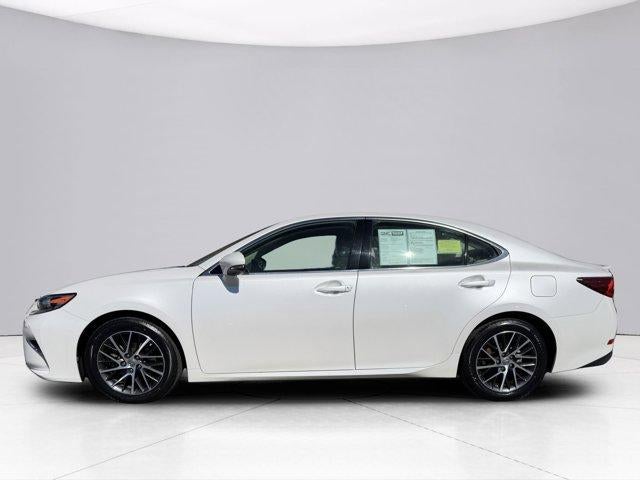 2017 Lexus ES 