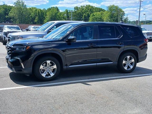 2023 Honda Pilot Base