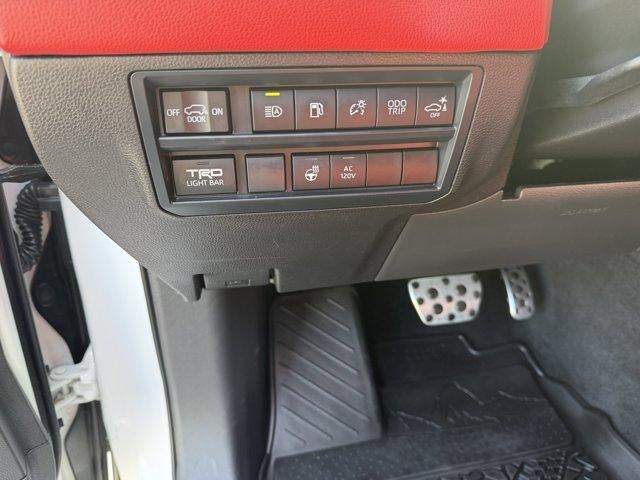 2025 Toyota Sequoia SR5