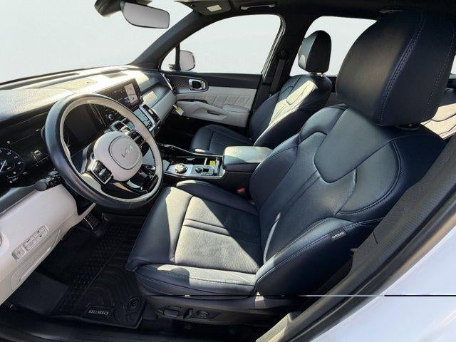 2023 Kia Sorento Plug-In Hybrid SX Prestige