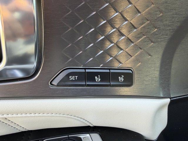 2023 Kia Sorento Plug-In Hybrid SX Prestige