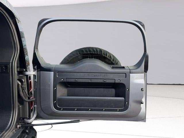 2024 Land Rover Defender X-Dynamic SE